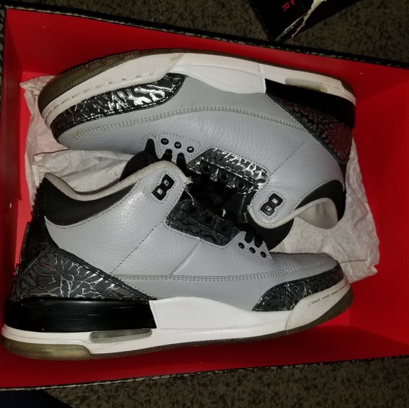 Wolf grey 3's - Picture 2 of 2